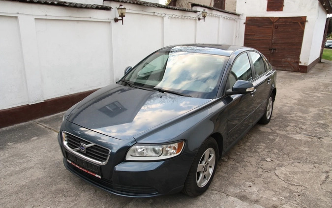 Volvo S40 cena 13800 przebieg: 163000, rok produkcji 2010 z Trzcianka małe 326